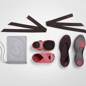 *sold elsewhere* Nike Studio Pack 3 Studio Wrap